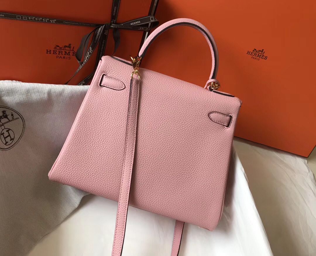 Hermes Kelly 32cm Bag In Pink Clemence Leather GHW - Image 5