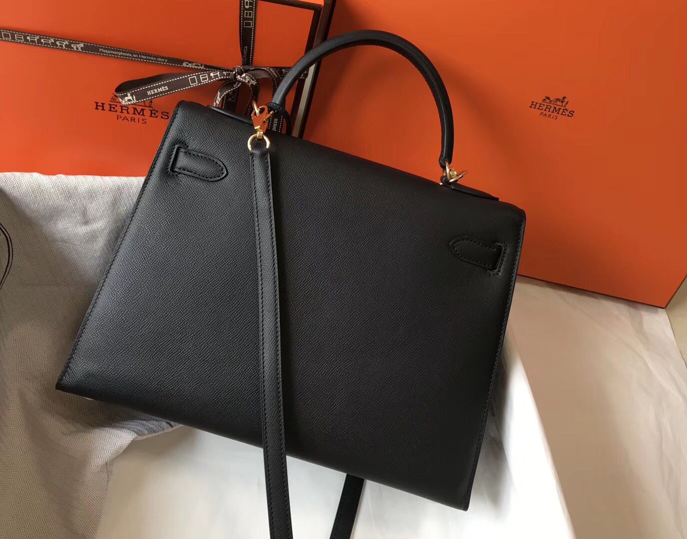 Hermes Kelly 32cm Bag In Black Epsom Leather GHW - Image 3
