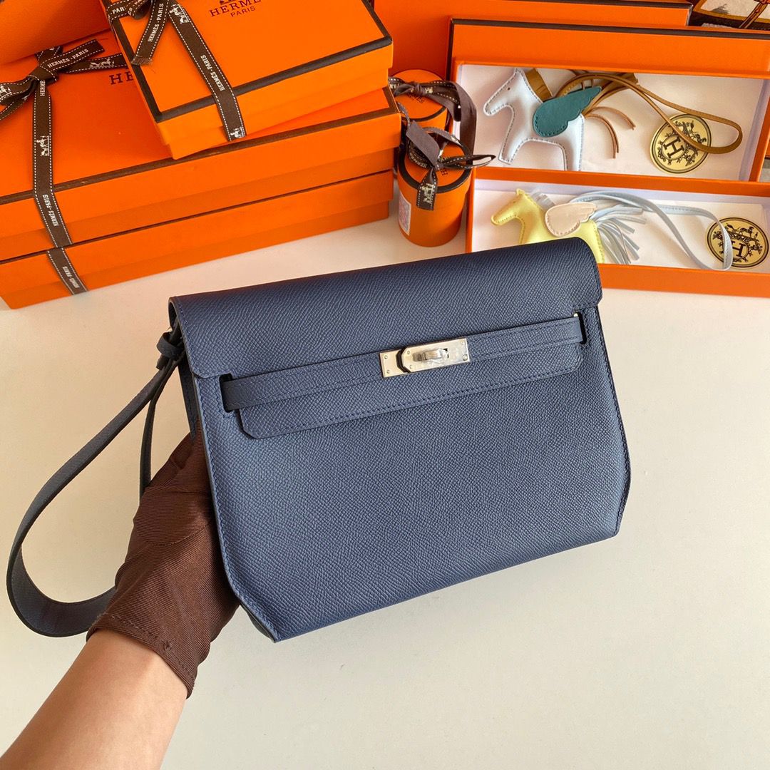 Hermes Kelly Depeches 25 Pouch in Blue Saphir Epsom Calfskin - Image 3