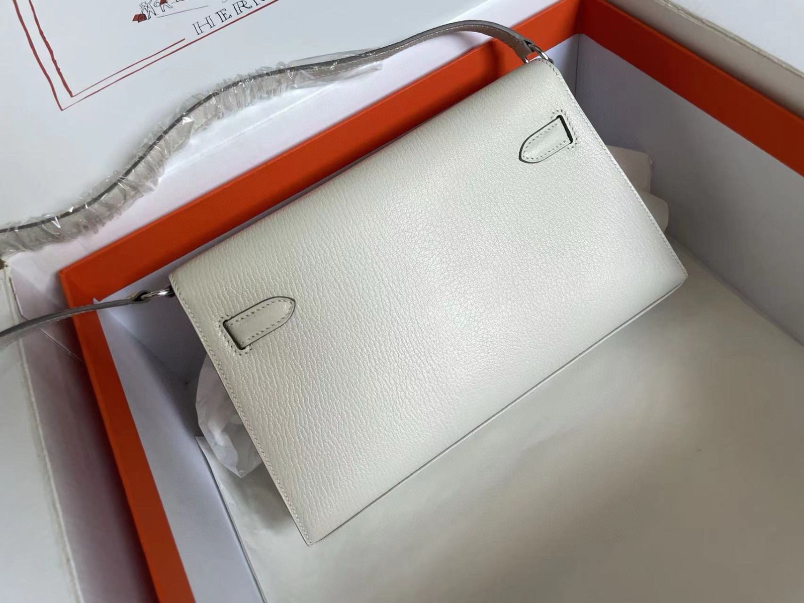 Hermes Kelly Elan Handmade Bag In Craie Chevre Mysore Leather - Image 5