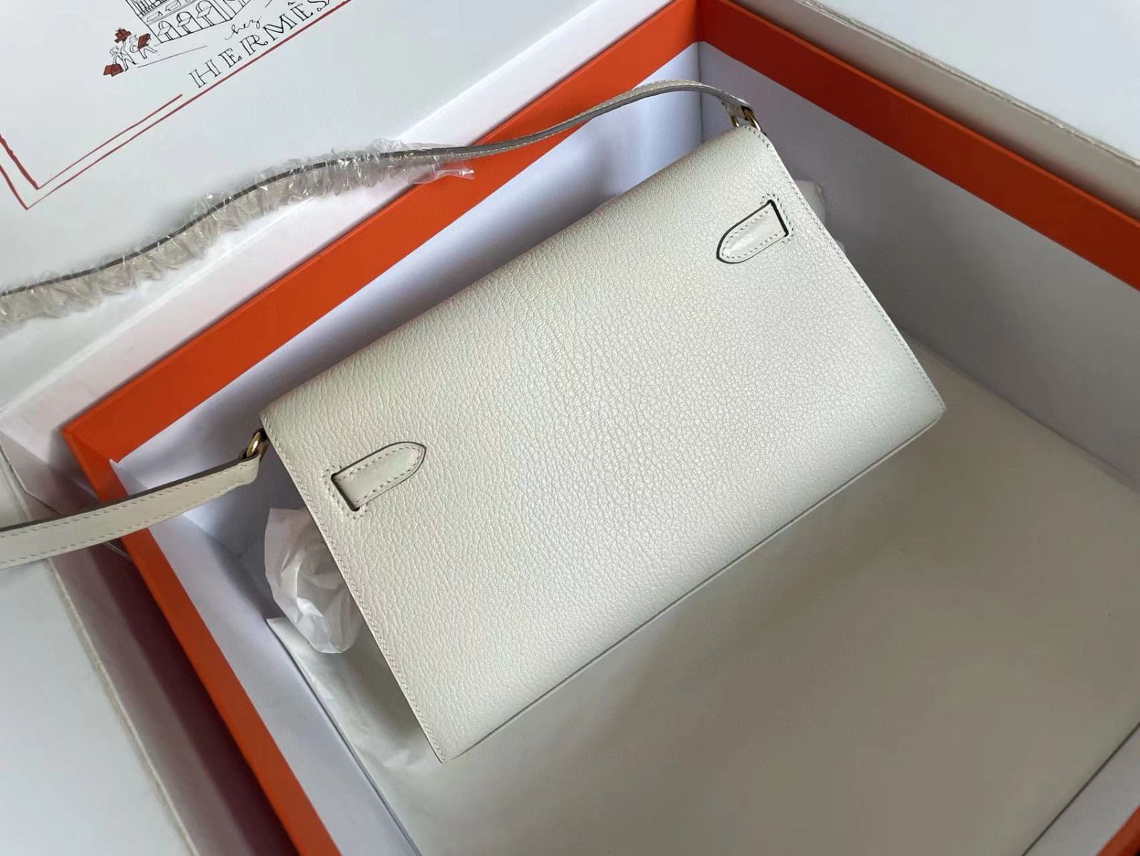 Hermes Kelly Elan Handmade Bag In Craie Chevre Mysore Leather - Image 8