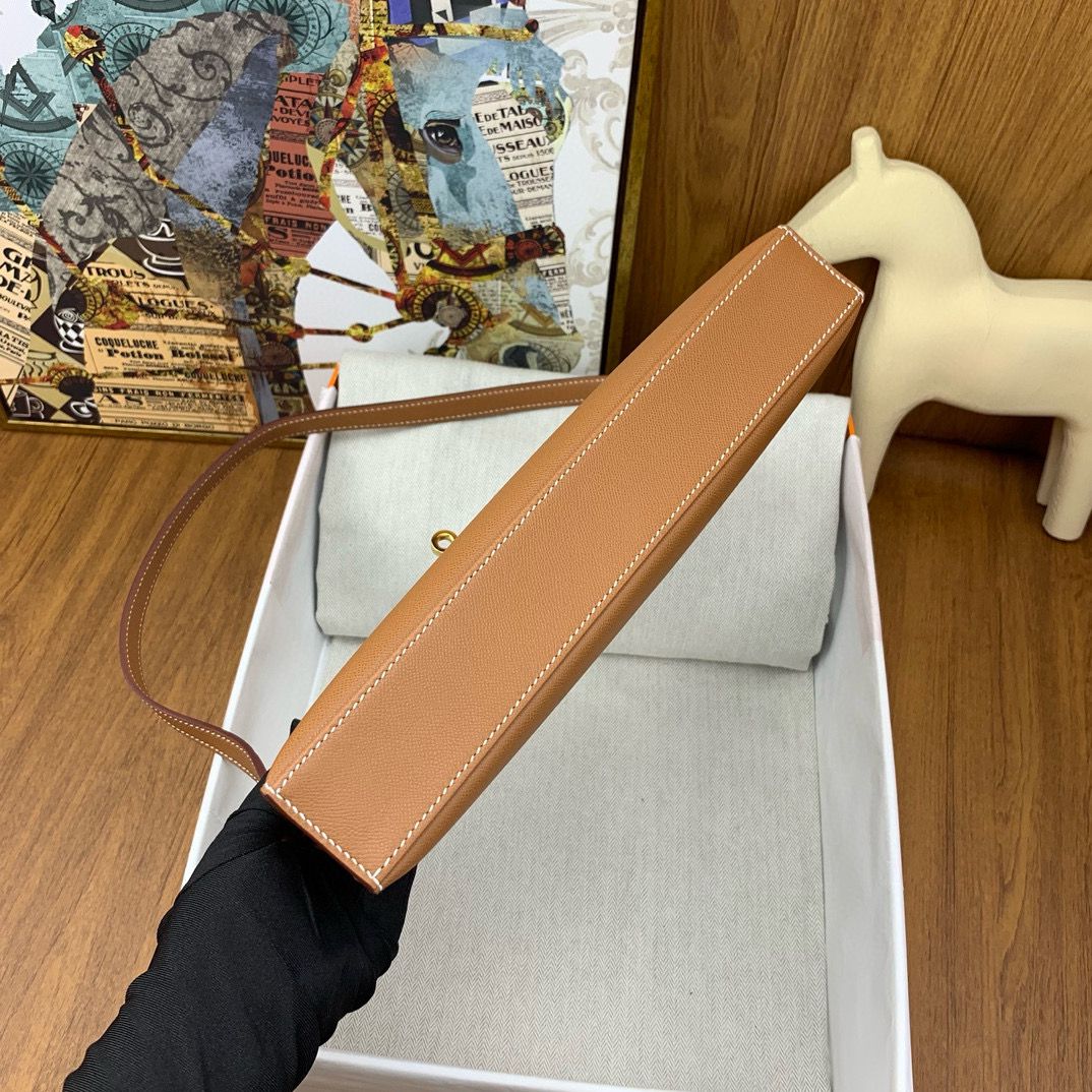 Hermes Kelly Elan Handmade Bag In Gold Epsom Leather - Image 10