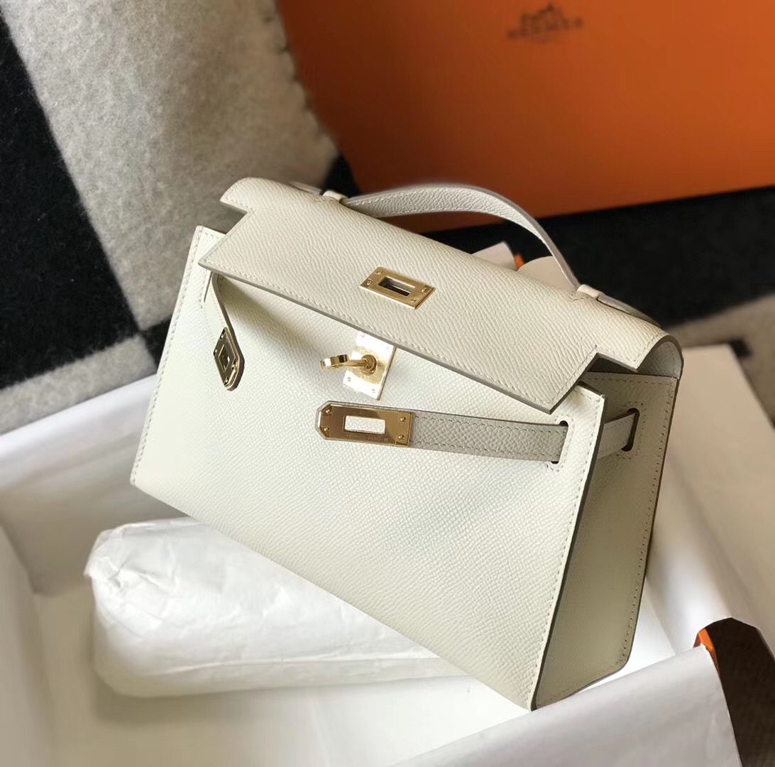 Hermes Kelly Pochette Bag In White Epsom Leather - Image 4