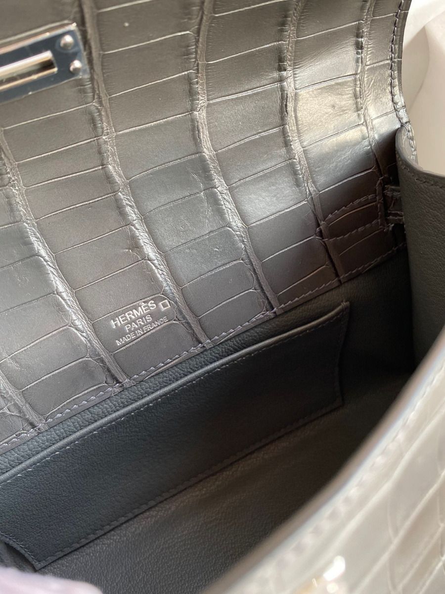 Hermes Kelly Pochette Handmade Bag In Graphite Matte Alligator Leather - Image 9