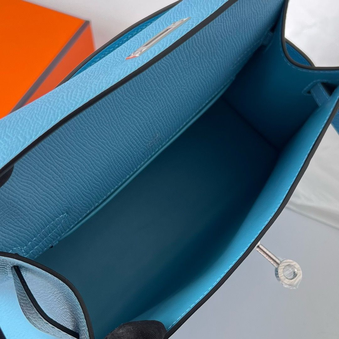 Hermes Kelly Pochette Handmade Bag In Blue du Nord Epsom Calfskin - Image 6