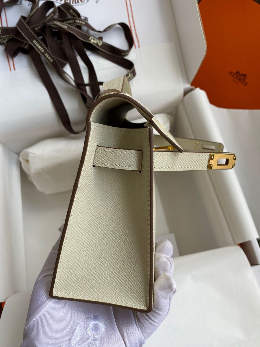 Hermes Kelly Pochette Handmade Bag In Craie Epsom Calfskin - Image 9