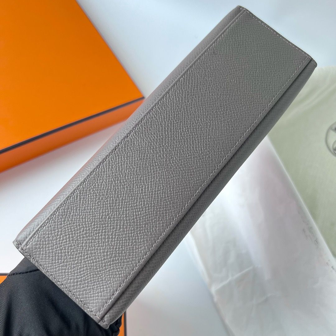 Hermes Kelly Pochette Handmade Bag In Etain Epsom Calfskin - Image 9