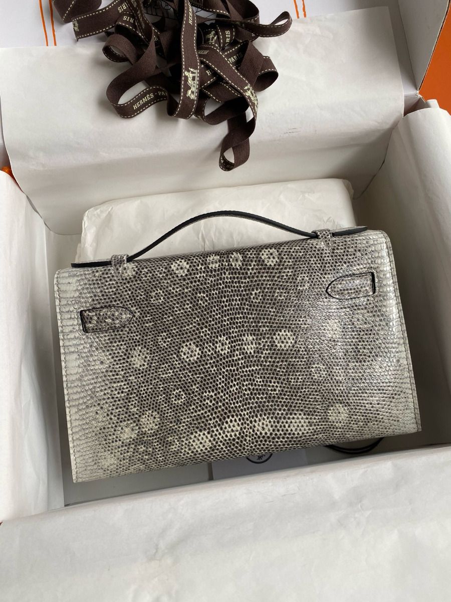 Hermes Kelly Pochette Handmade Bag In Natural Lizard Skin - Image 3