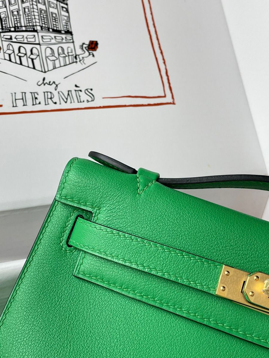 Hermes Kelly Pochette Handmade Bag In Bamboo Swift Calfskin - Image 4