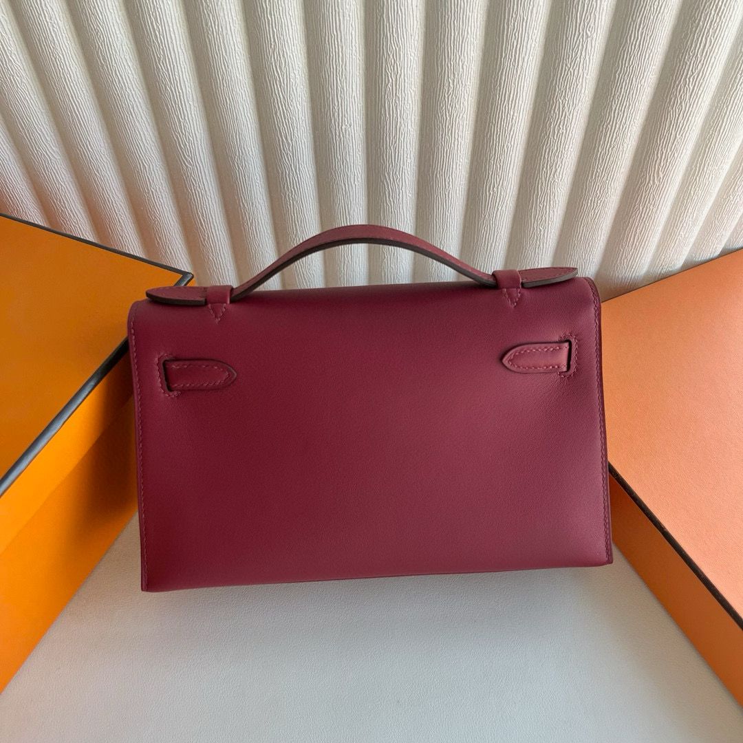Hermes Kelly Pochette Handmade Bag in Rouge Grenat Swift Calfskin - Image 10