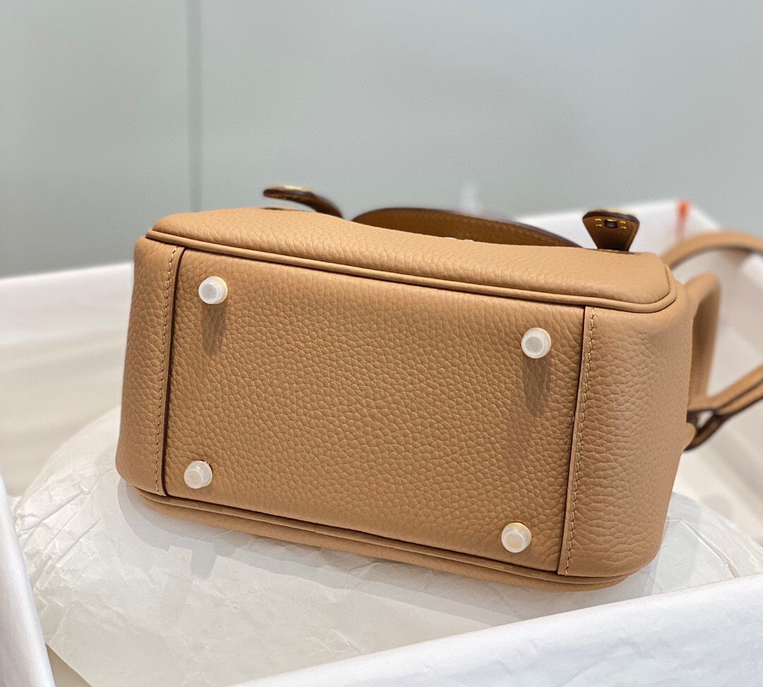 Hermes Lindy Mini Bag In Chai Clemence Leather GHW - Image 7