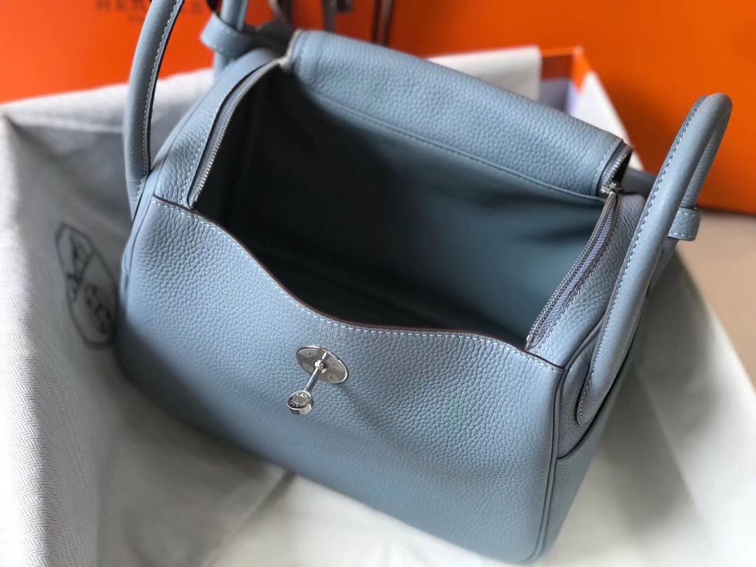 Hermes Lindy 30cm Bag In Blue Lin Clemence Leather PHW - Image 9