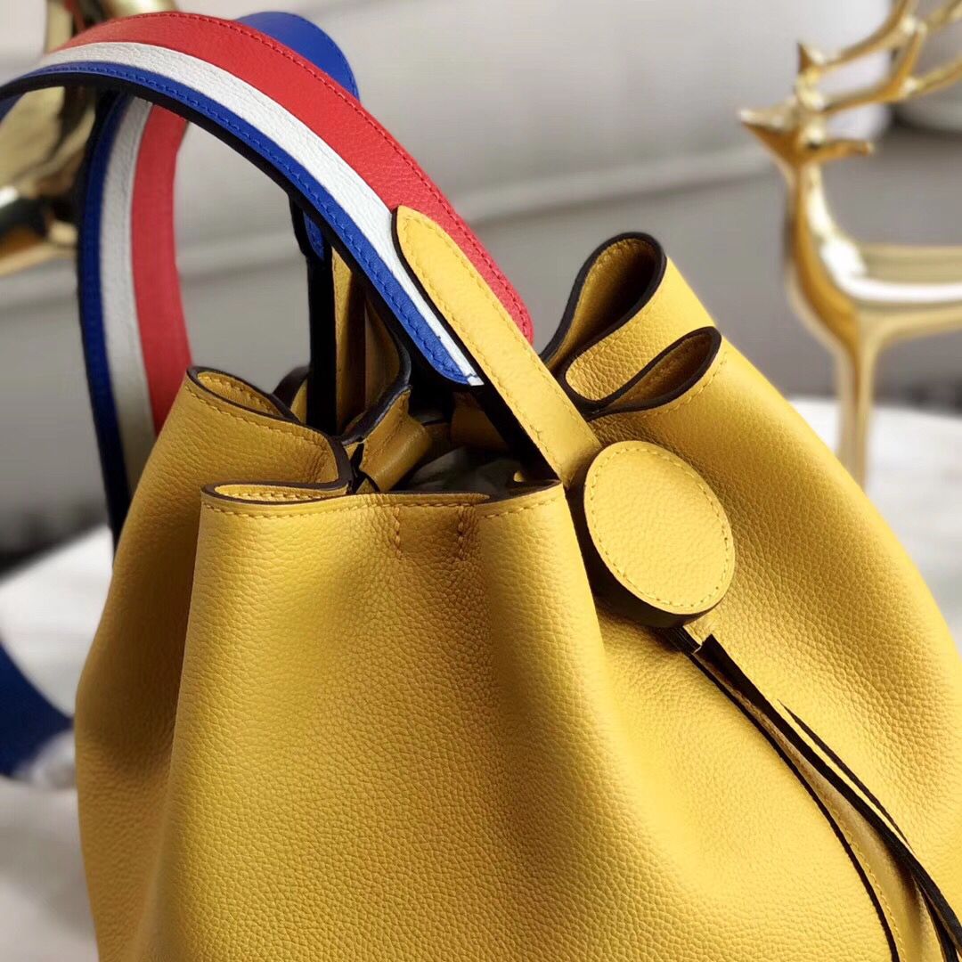Hermes Licol 17cm Bag In Yellow Evercolor Calfskin - Image 3