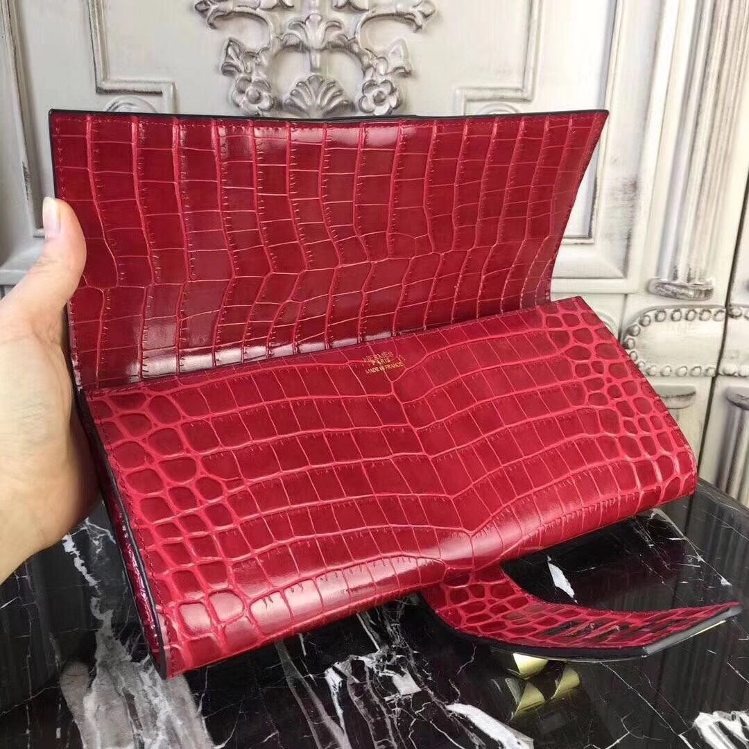Hermes Medor Clutch Bag In Red Crocodile Leather - Image 6