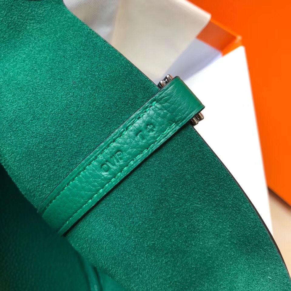 Hermes Picotin Lock 18 Bag In Vert Vertigo Clemence Leather - Image 3