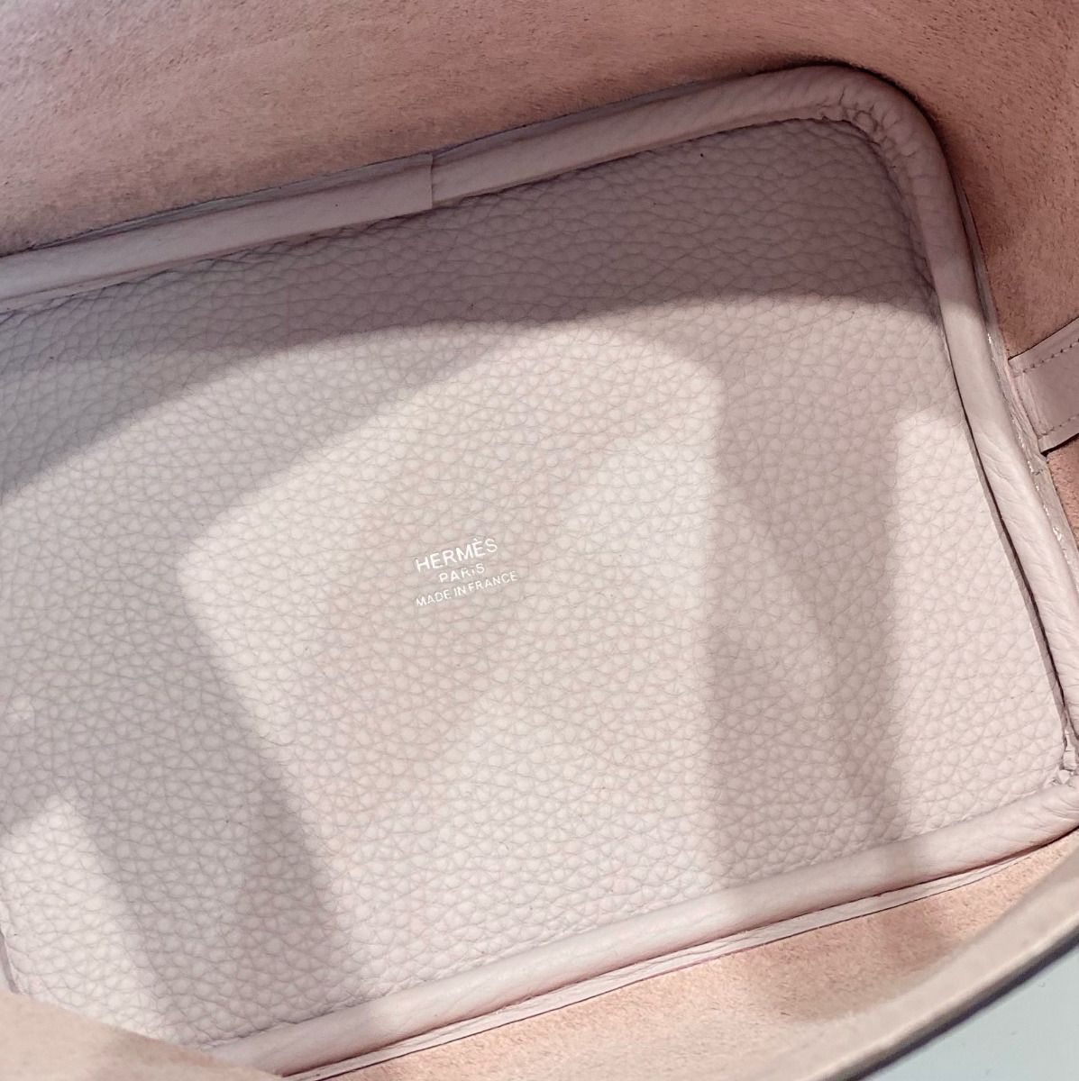 Hermes Picotin Lock 18 Bag In Mauve Pale Clemence Leather - Image 10