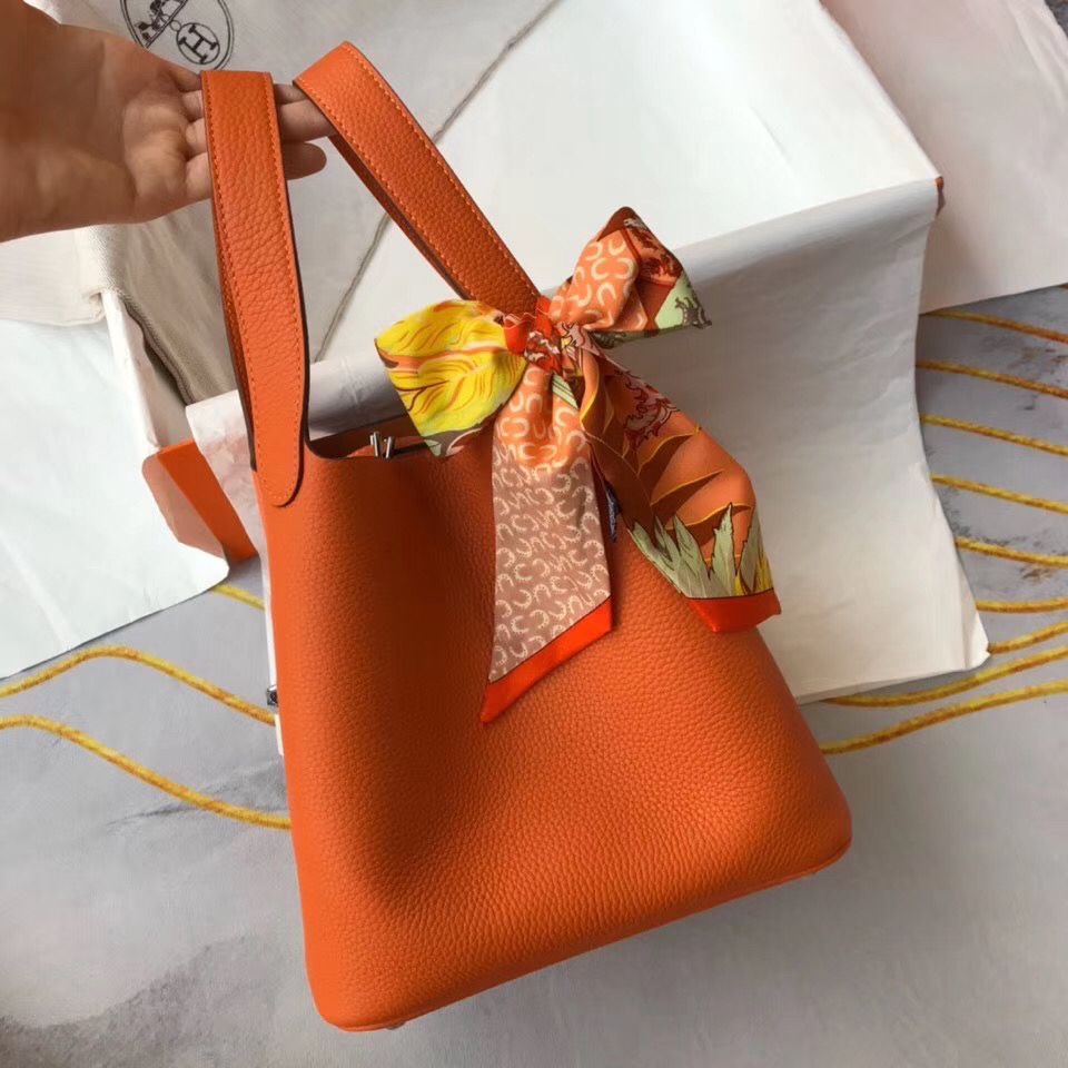 Hermes Picotin Lock 22 Bag In Orange Clemence Leather - Image 6