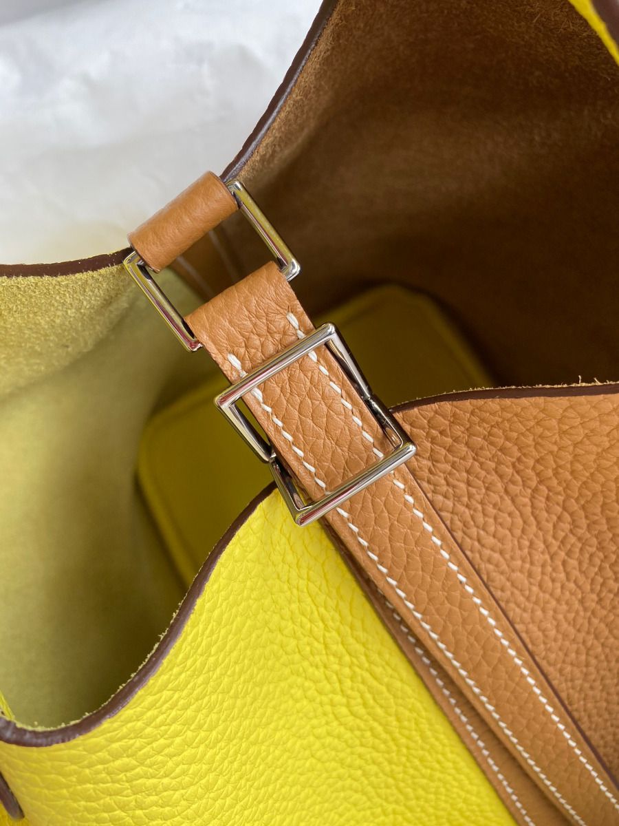 Hermes Picotin Lock 18 Bicolor Handmade Bag in Lime and Gold Clemence Leather - Image 6