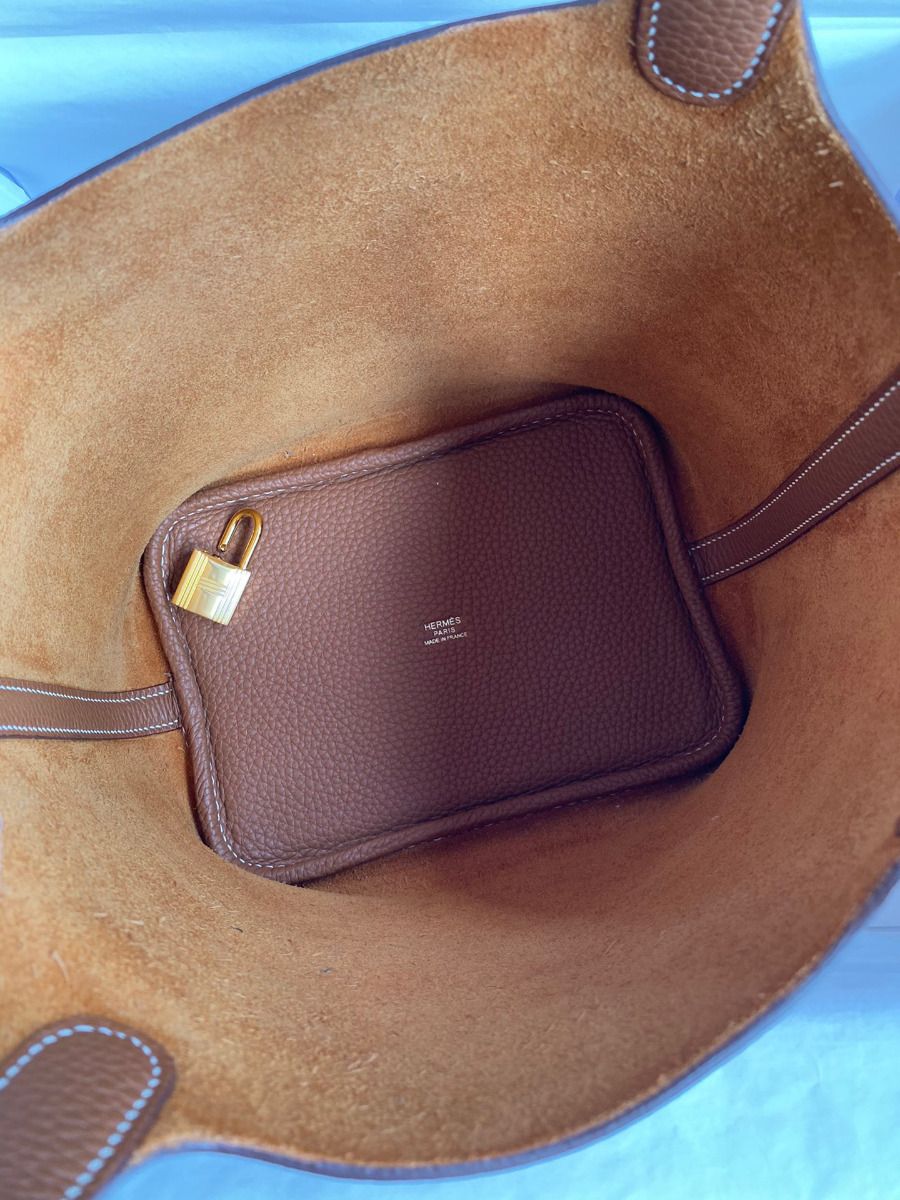 Hermes Picotin Lock 18 Handmade Bag in Gold Clemence Leather - Image 7