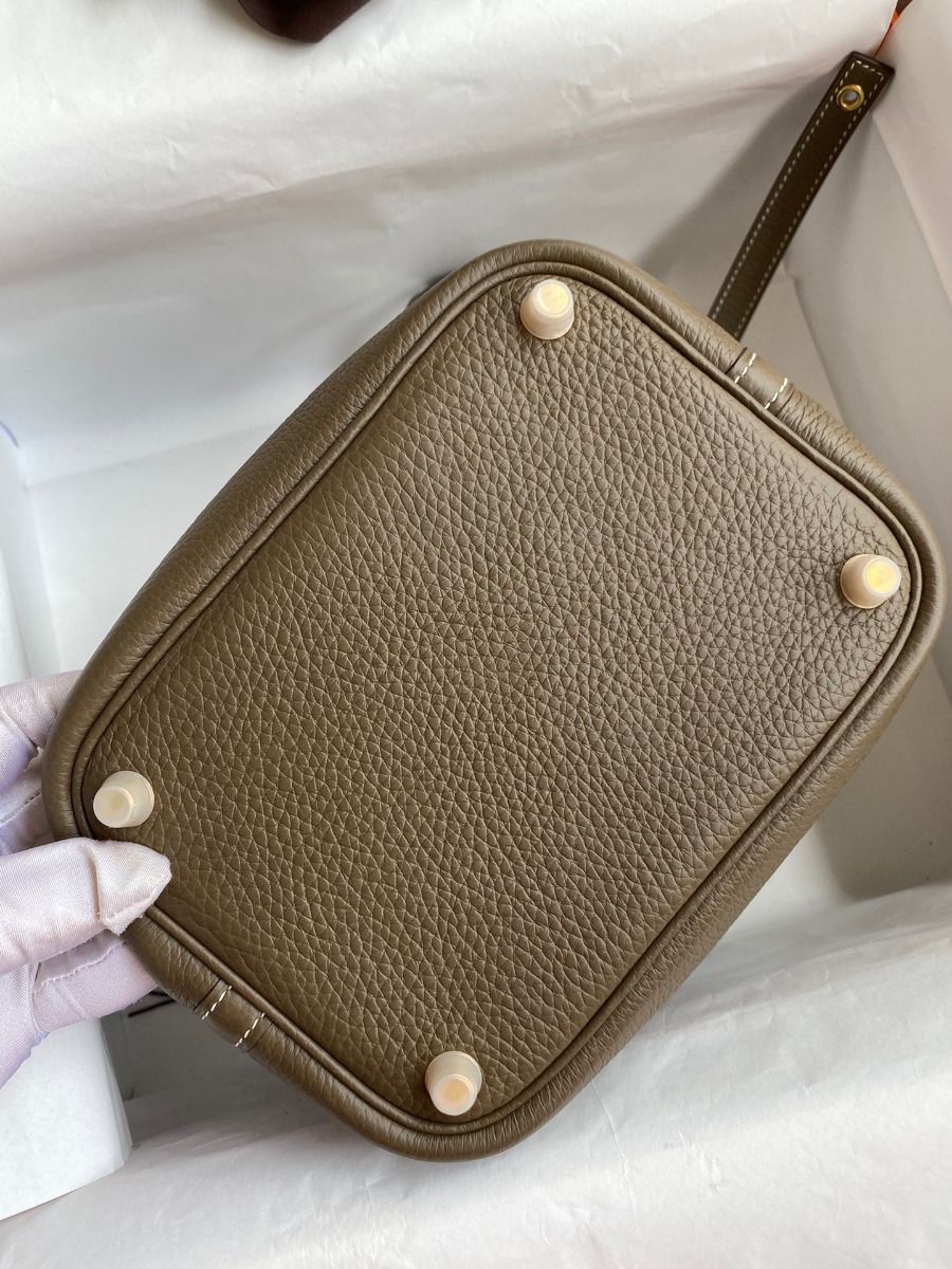 Hermes Picotin Lock 18 Handmade Bag in Taupe Clemence Leather - Image 9