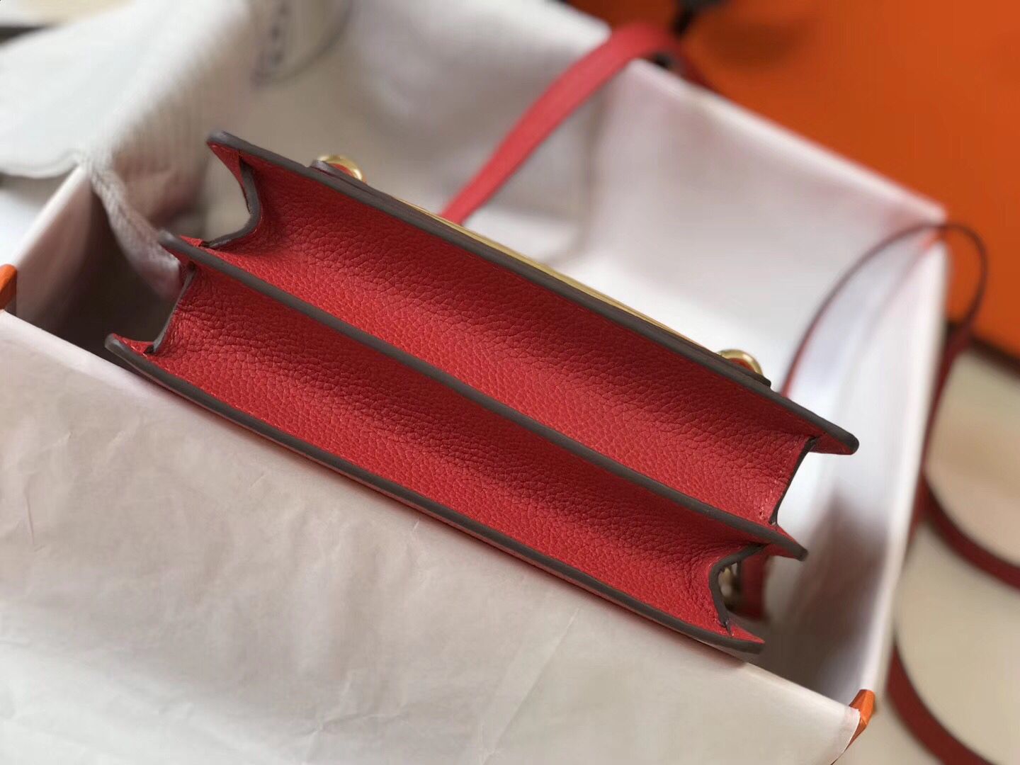 Hermes Mini Sac Roulis 18cm Bag In Red Evercolor Calfskin - Image 4