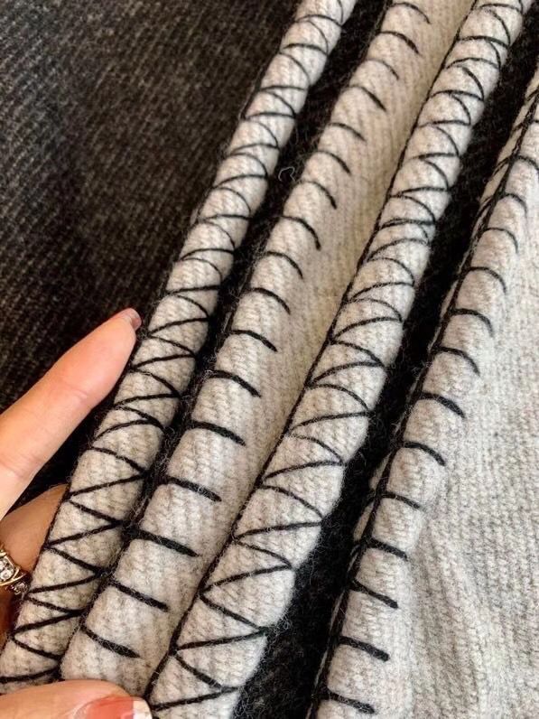 Hermes Black Avalon Throw Blanket - Image 6