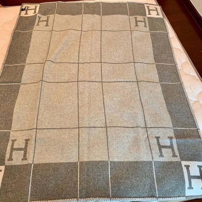 Hermes Grey Avalon III Throw Blanket - Image 9