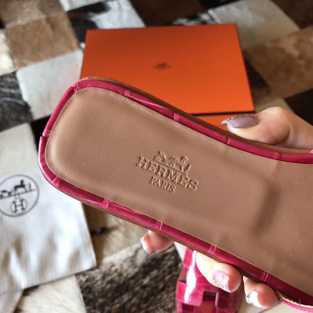 Hermes Oran Sandals In Rose Scheherazade Shiny Niloticus Crocodile - Image 6