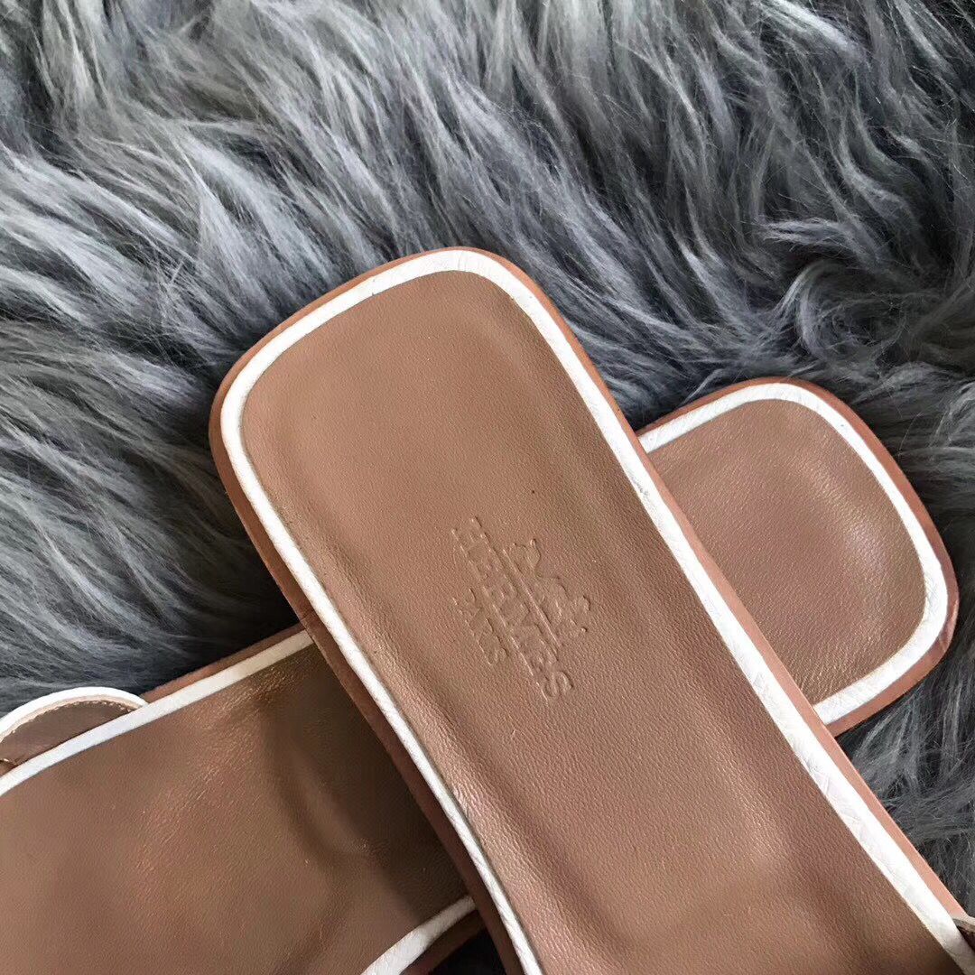 Hermes Oran Sandals In White Ostrich Leather - Image 5