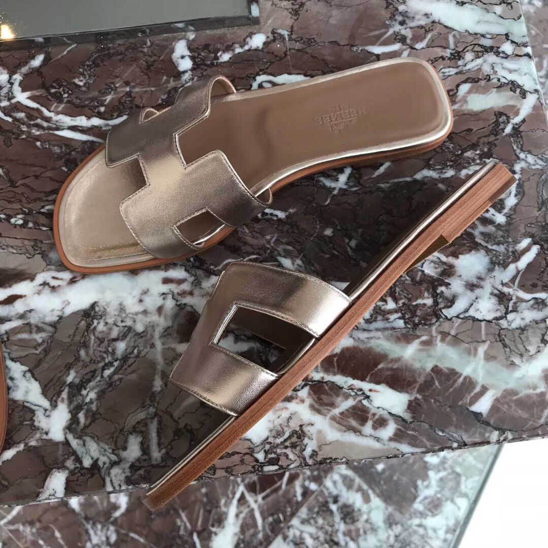 Hermes Oran Sandals In Champagne Swift Leather - Image 5