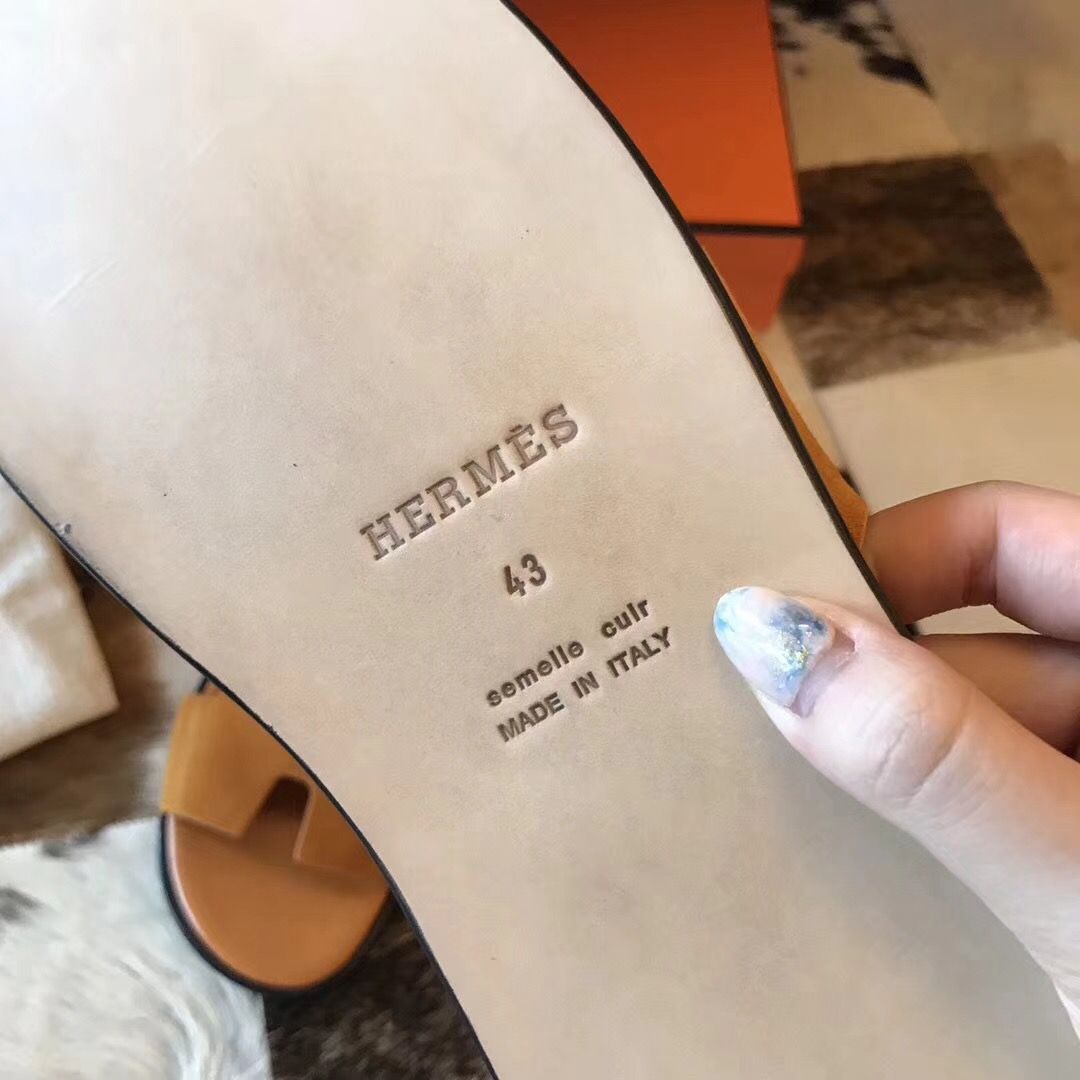 Hermes Izmir Sandals In Orange Suede Leather - Image 6