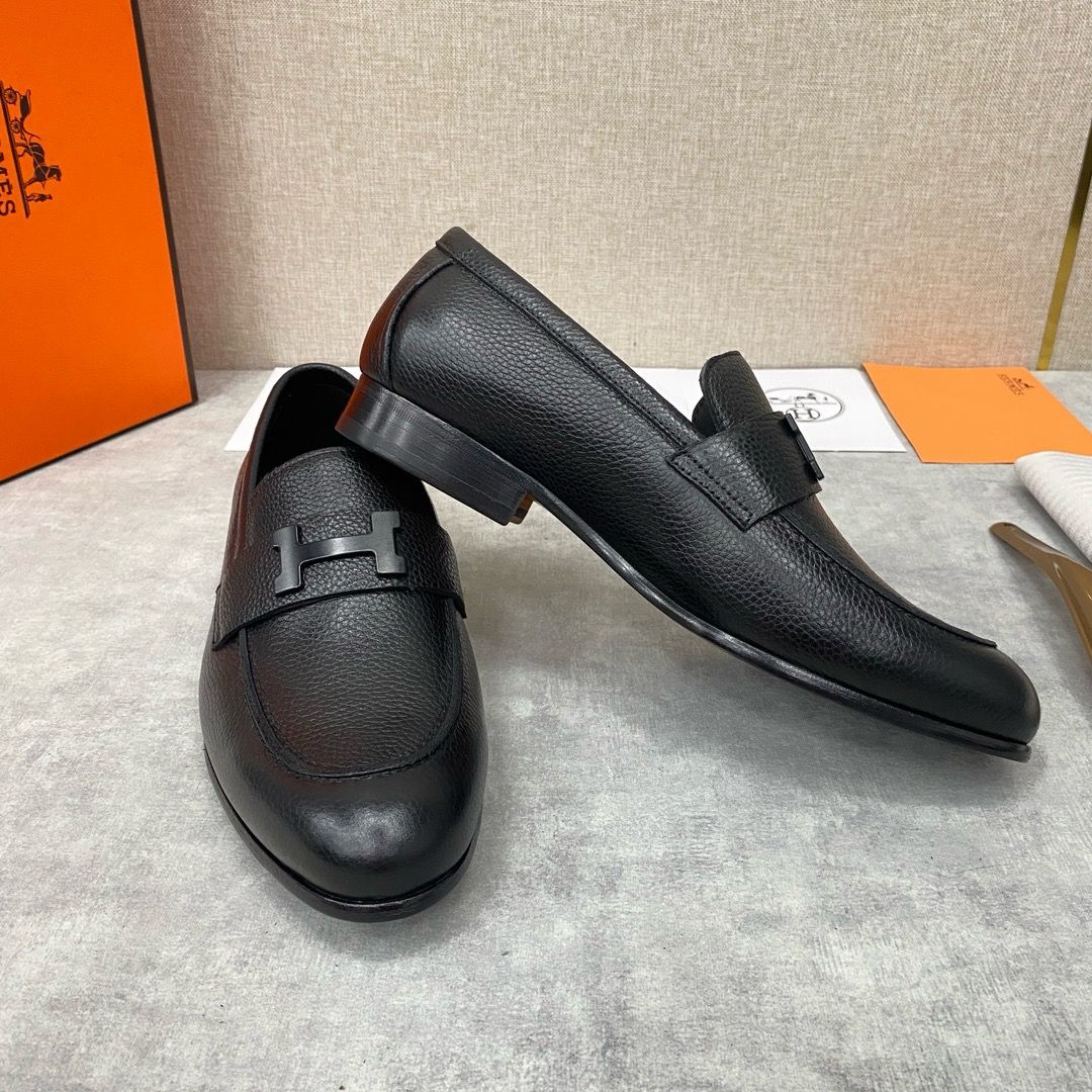 Hermes Men's Paris Loafers in Black Taurillon Leather - Image 6