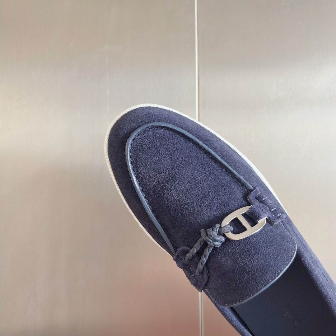 Hermes Men's Ignacio Loafers in Blue Suede Calfskin - Image 9