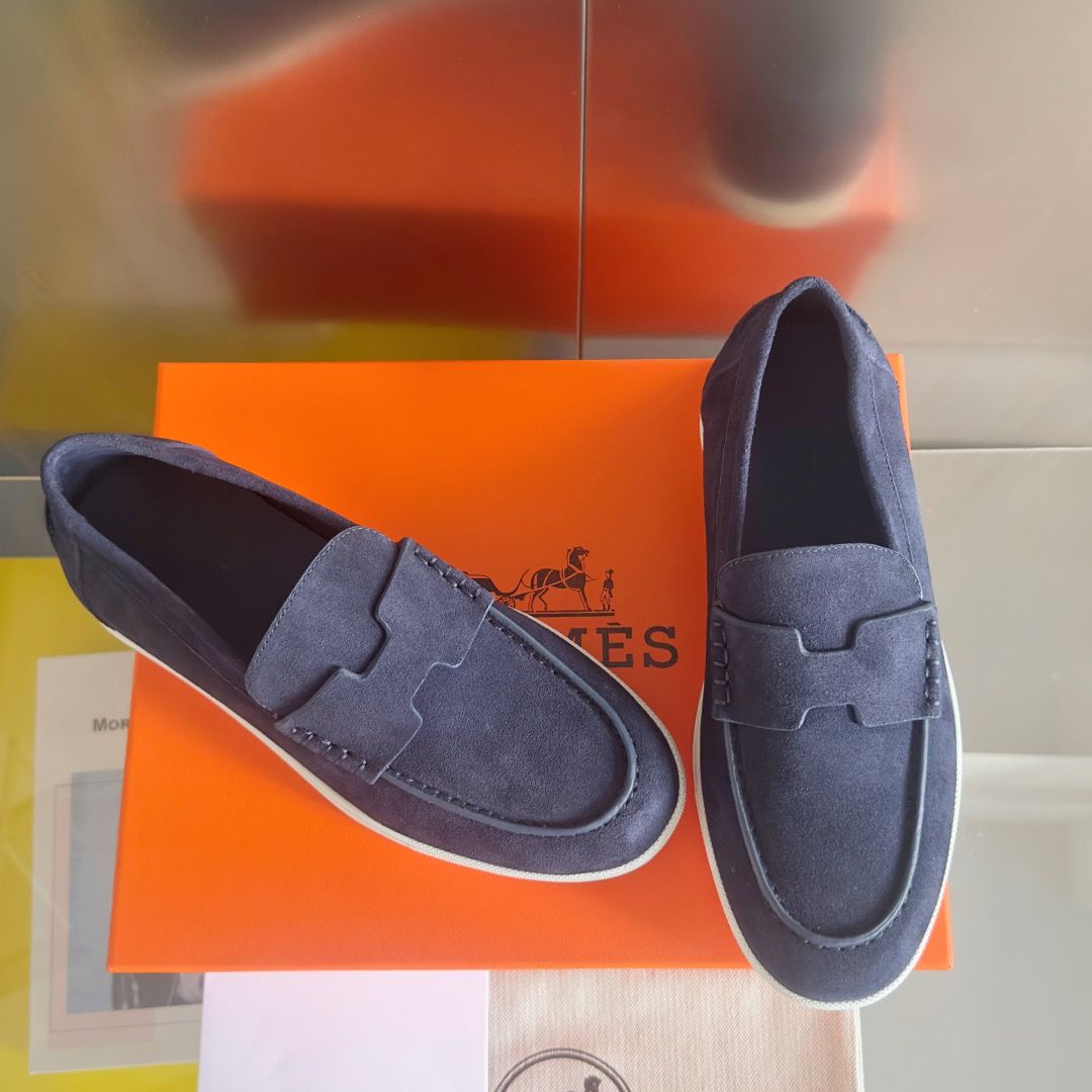 Hermes Men's Job Loafers in Blue Suede Calfskin - Image 4