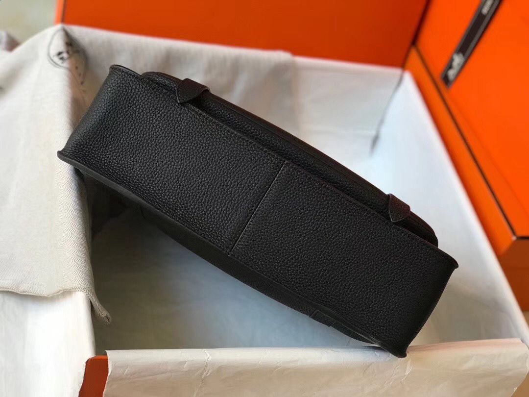 Hermes Steve 35 Messenger Bag In Black Clemence Calfskin - Image 5