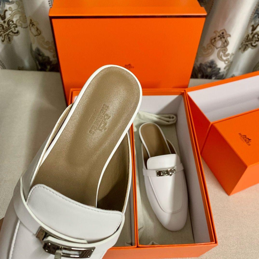 Hermes Women's Oz Mules in White Leather - Image 8