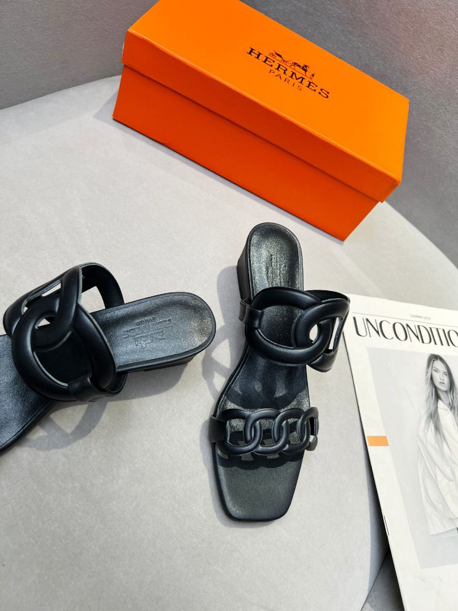 Hermes Figari 55mm Wedge Sandals In Black Nappa Leather - Image 4
