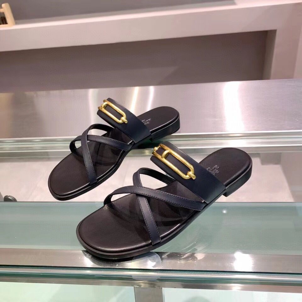 Hermes Claire Sandals In Black Calfskin - Image 4