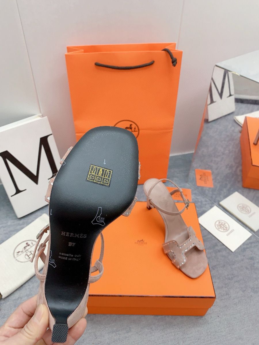 Hermes Heden 80 Sandals in Beige Suede Leather with Rhinestone - Image 9