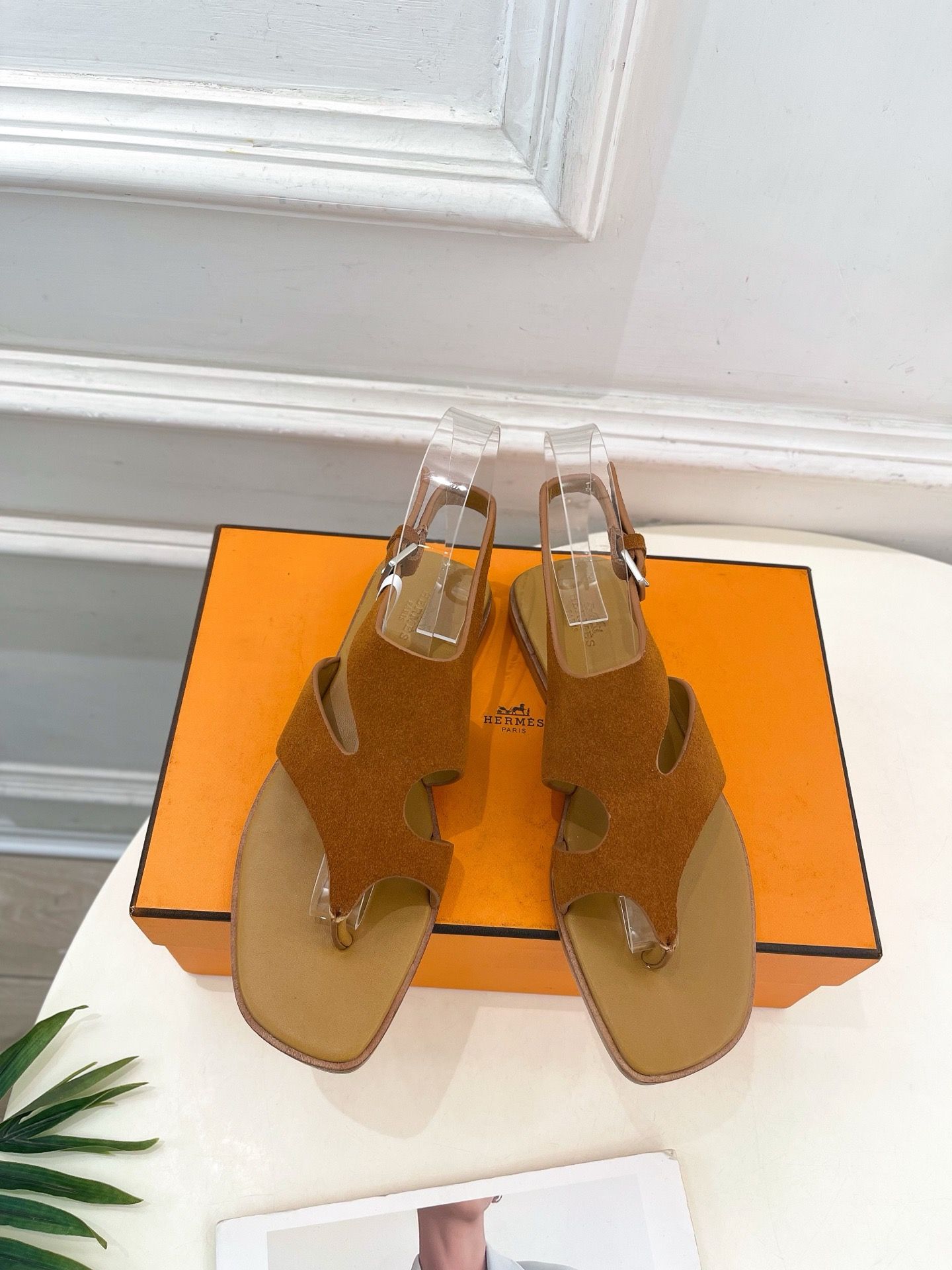 Hermes Karen Sandals in Brown Suede Calfskin - Image 4