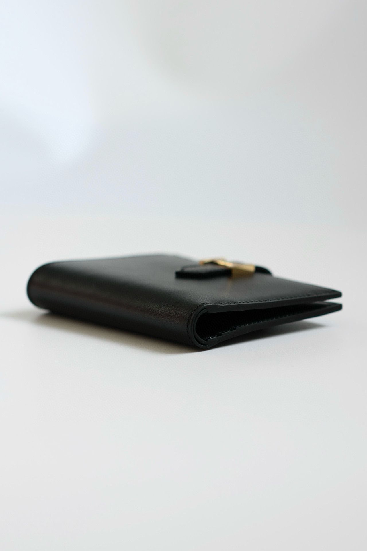 Hermes Bearn Compact Handmade Wallet in Black Box Calfskin - Image 9