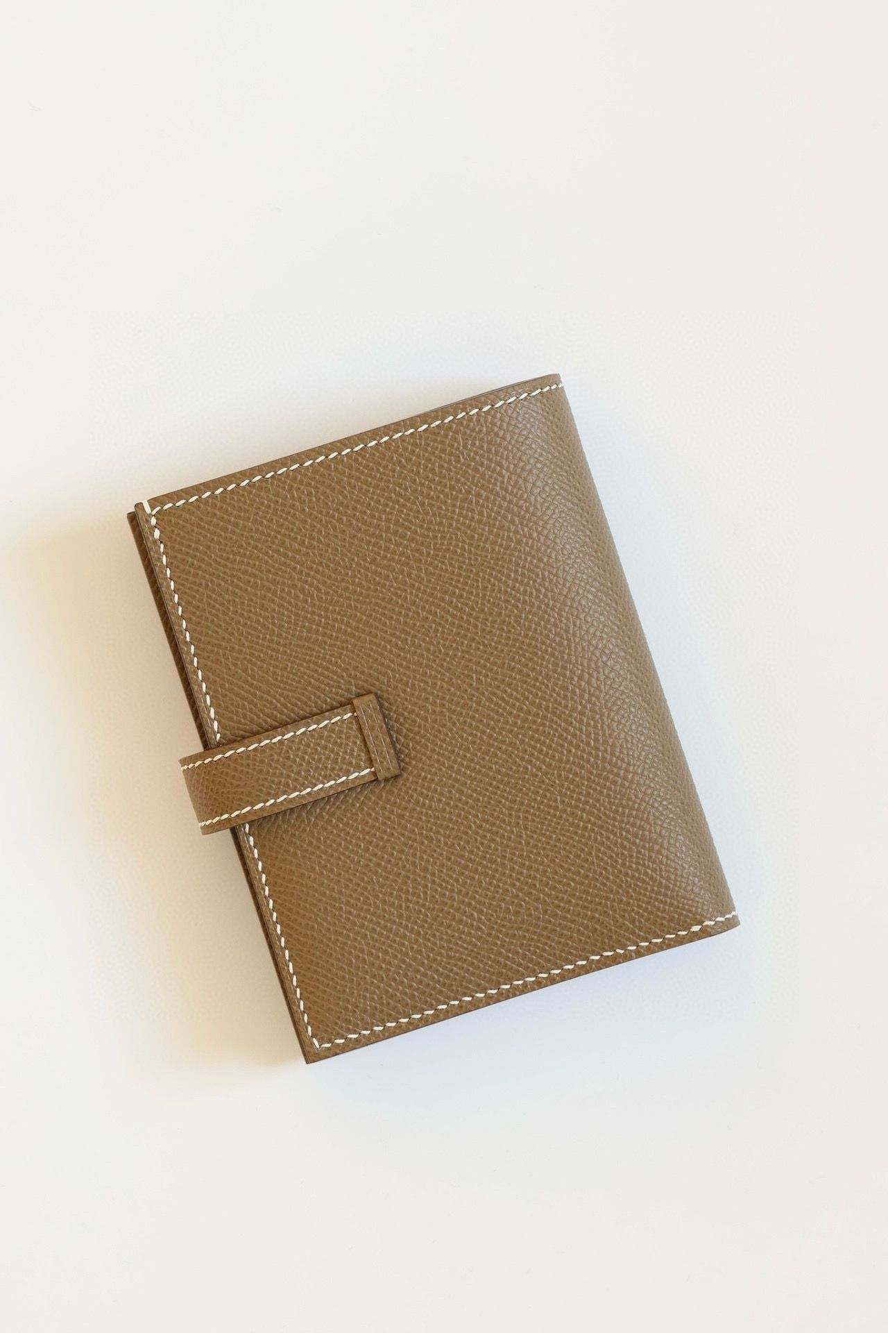 Hermes Bearn Compact Handmade Wallet in Taupe Epsom Calfskin - Image 10