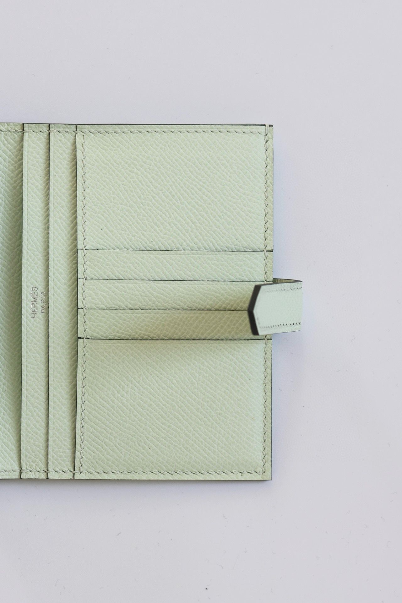 Hermes Bearn Compact Handmade Wallet in Vert Fizz Epsom Calfskin - Image 7
