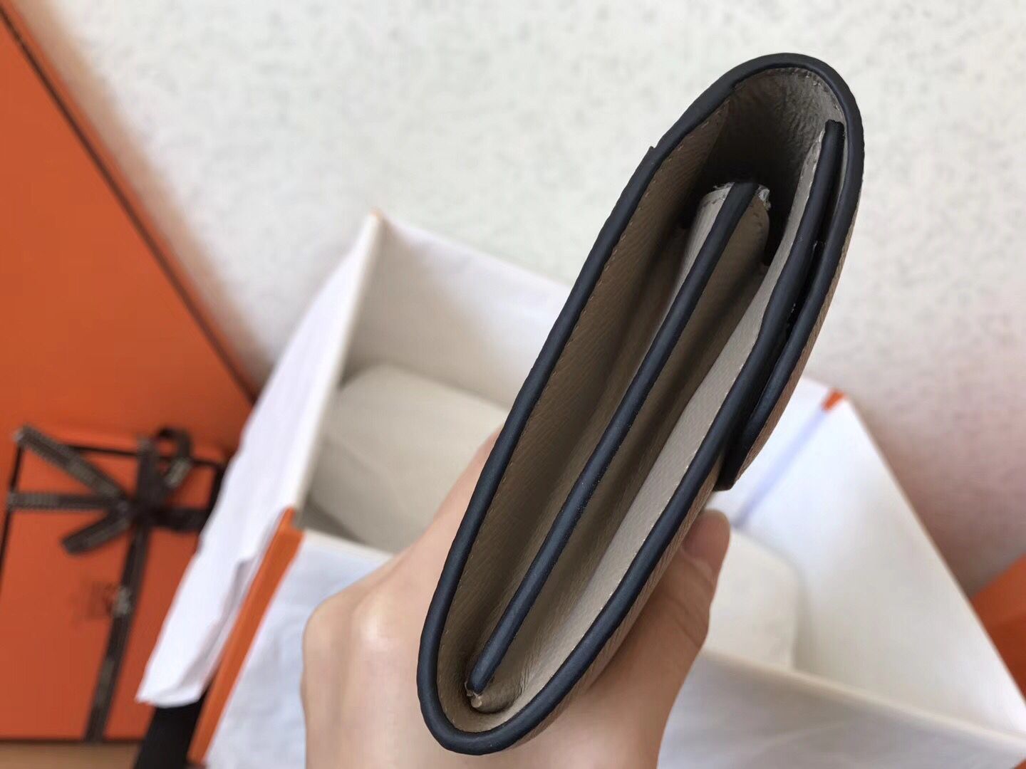 Hermes Constance Long Wallet In Grey Epsom Leather - Image 8