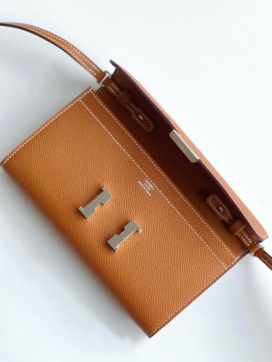 Hermes Constance To Go Wallet in Gold Epsom Calfskin - Image 4